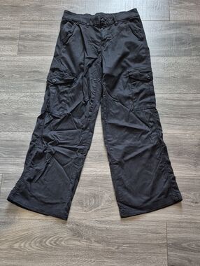 American Eagle Outfitters Womens Black Cargo Pants with Utility Pockets